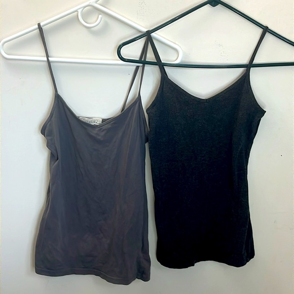 ✨🆕BNWOT!Forever21 & Bass Co. Basic Style Clothes Set!Long &Short Sleeves & Tanks - Picture 9 of 16